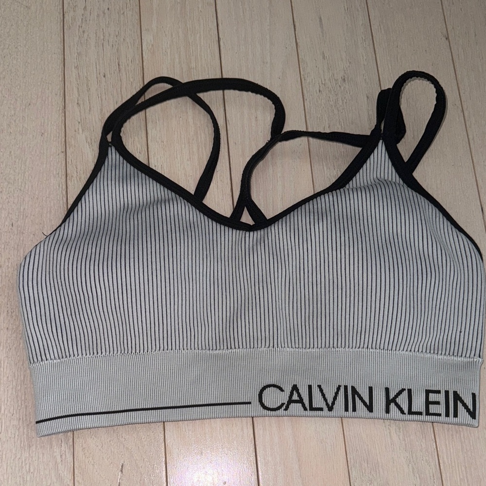Calvin Klein Women's Ribbed Bralette - Black and White
